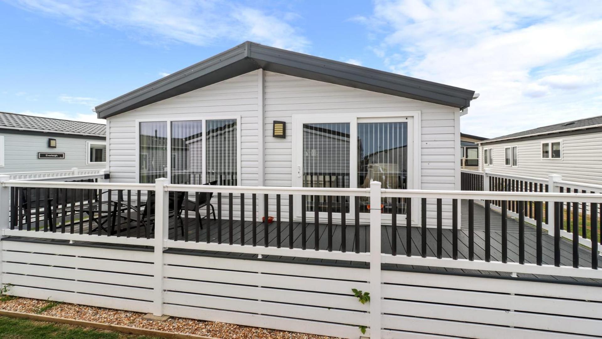 33 Beach Retreat Lodge Pevensey Bay Holiday Park Eksteriør bilde